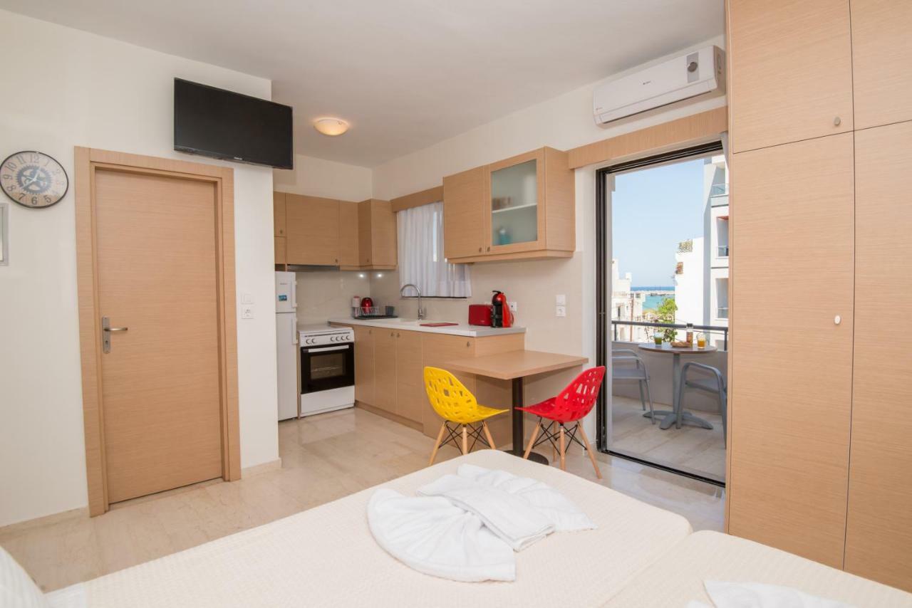 Christina'S Luxury Apartment Resmo Dış mekan fotoğraf